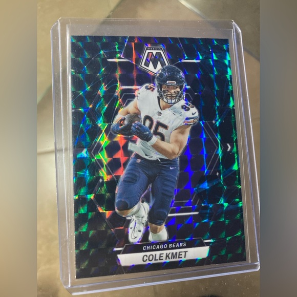 2023 Panini Mosaic - Cole Kmet Genesis Prizm - Chicago Bears SSP Case Hit Card - Picture 3 of 3